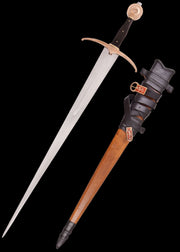 Aislinn viteški mač s koricama, 15. stoljeće