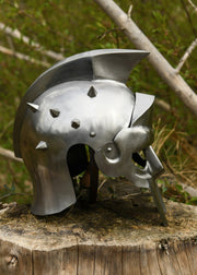 Maximus gadijatorska kaciga iz filma Gladijator